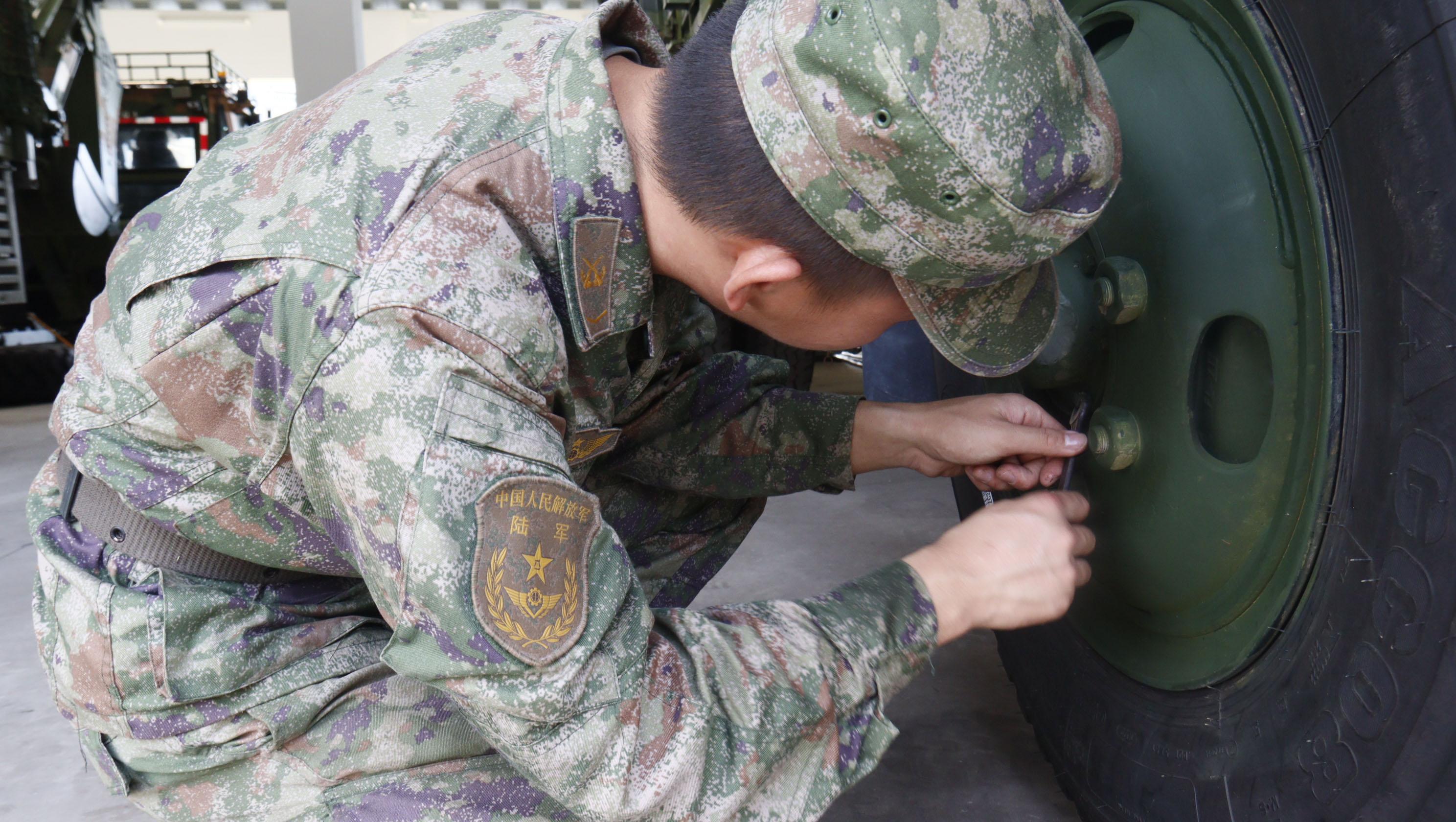 部队装备保养横幅标语图片