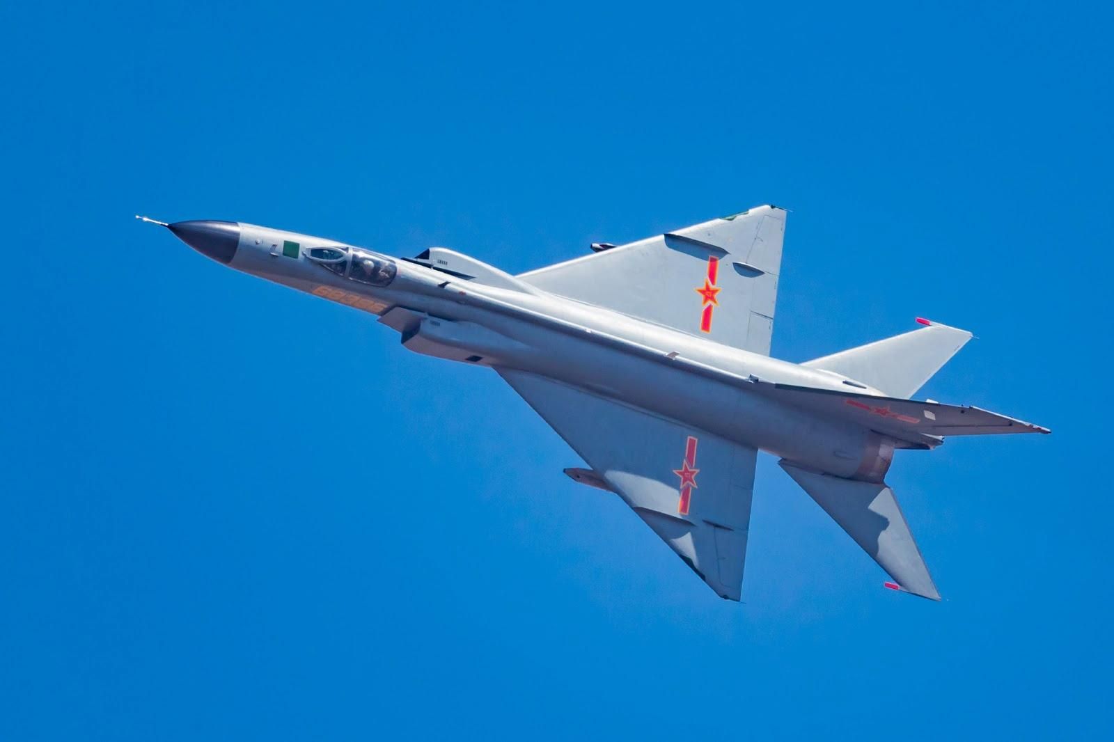 歼8战斗机已全面退役,空军还剩200架歼7,2023年能否全部换新? - 戎家